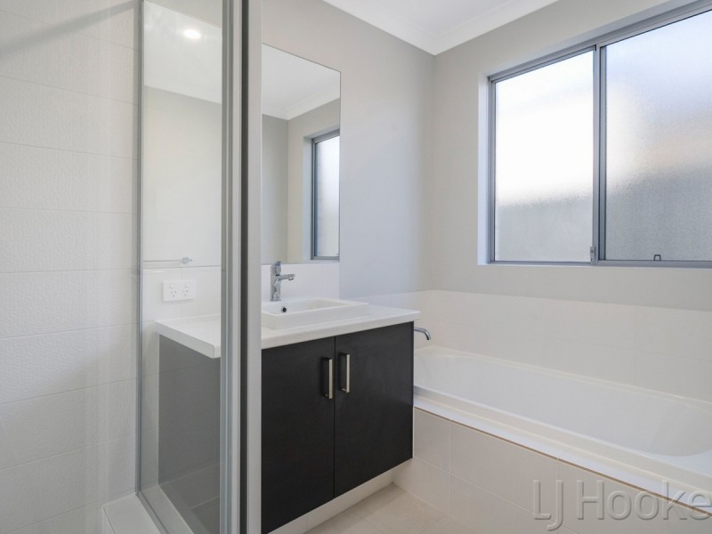41 Arrowsmith Loop, South Guildford WA 6055