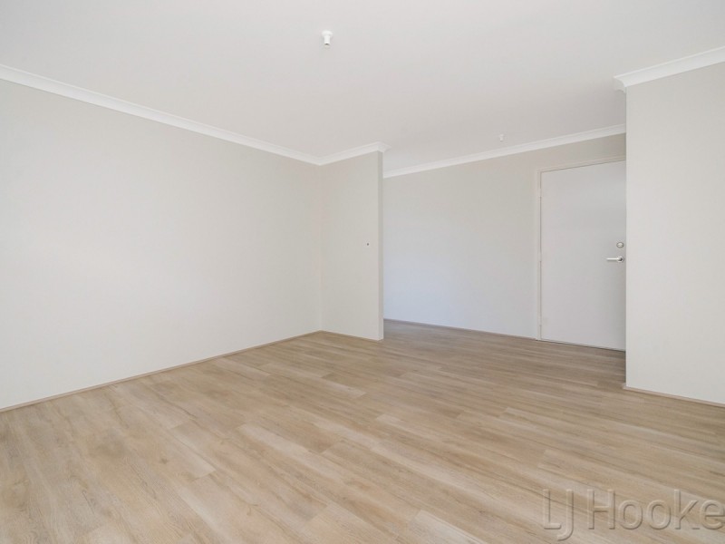 69 Denmark Loop, South Guildford WA 6055