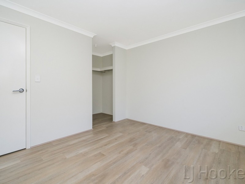69 Denmark Loop, South Guildford WA 6055