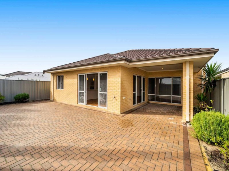36 Wannell Street, Queens Park WA 6107