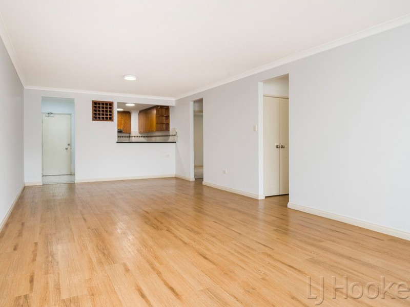 4/2 Henry Lawson Walk, East Perth WA 6004