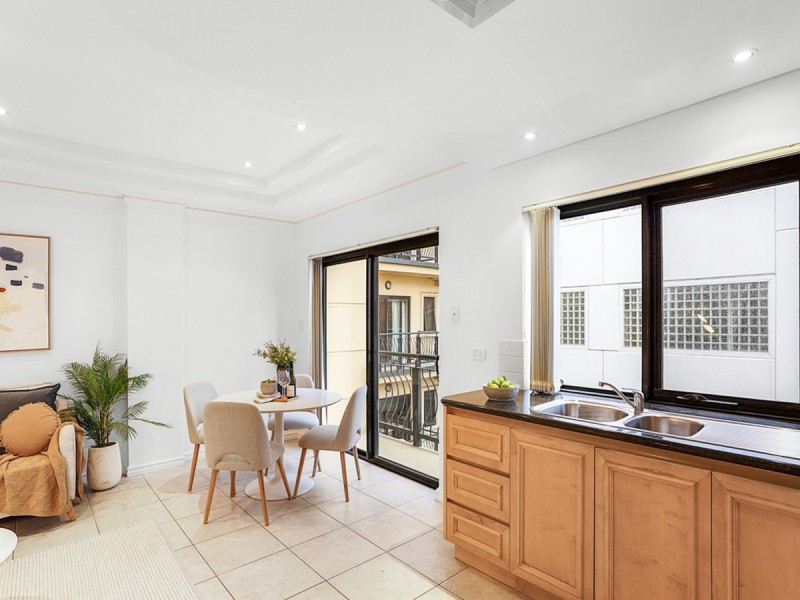 607/2 St Georges Terrace, Perth WA 6000