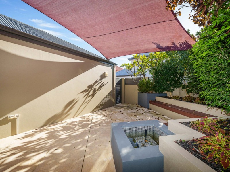 7 Plomarion Rise, Victoria Park WA 6100