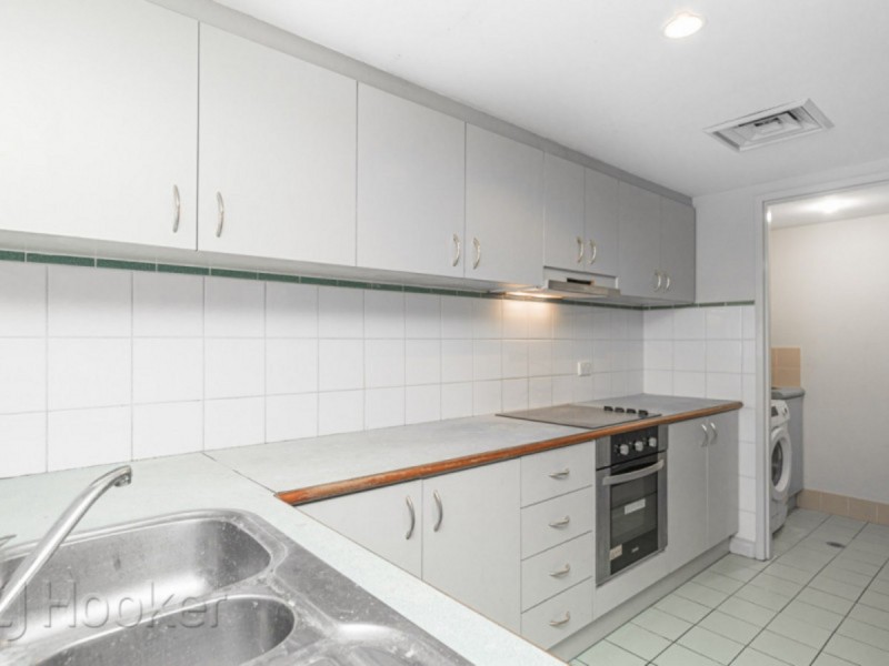 9/134 Mounts Bay Road, Perth WA 6000