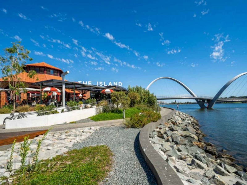 9/134 Mounts Bay Road, Perth WA 6000