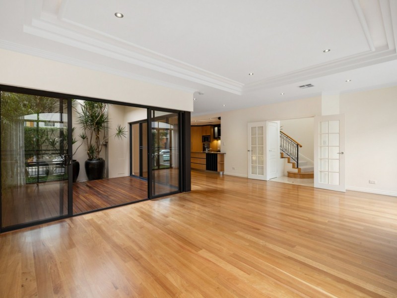 24 Tully Road, East Perth WA 6004