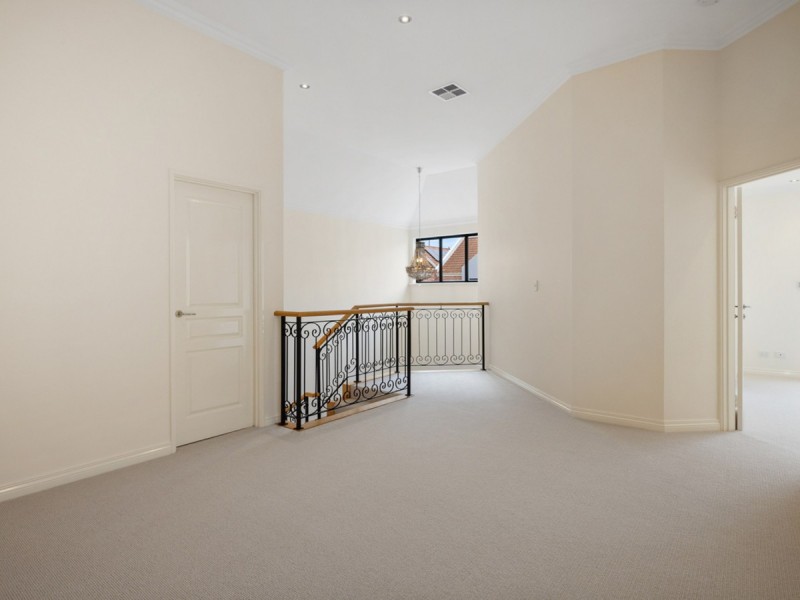 24 Tully Road, East Perth WA 6004