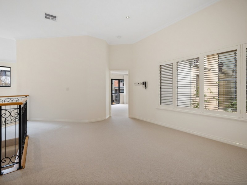 24 Tully Road, East Perth WA 6004