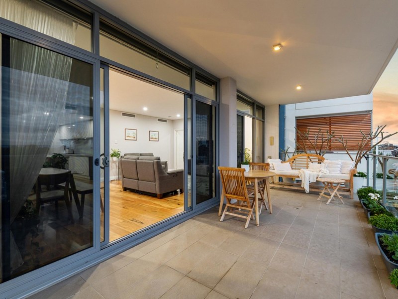 9/47 Tully Road, East Perth WA 6004