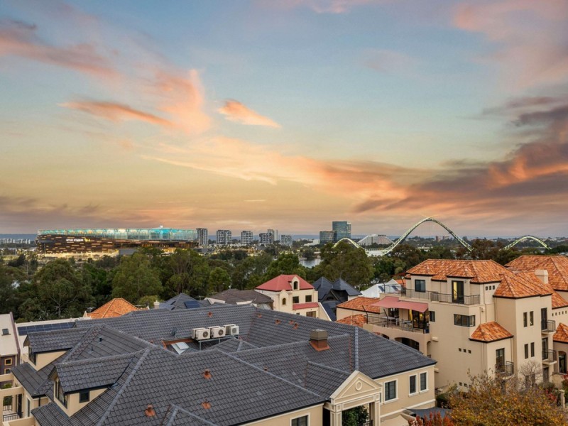 9/47 Tully Road, East Perth WA 6004