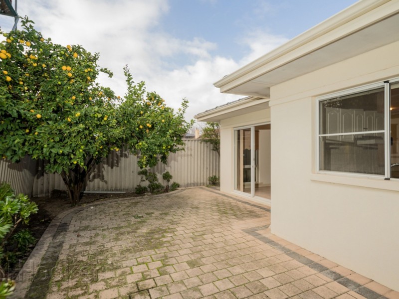 34B Simpson Street, Applecross WA 6153