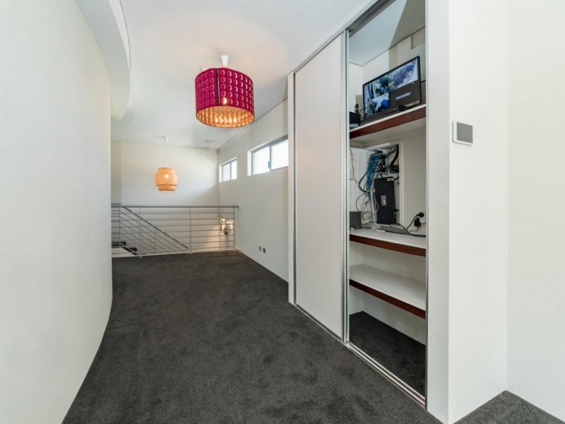 31 Sedgeland Way, Ascot WA 6104