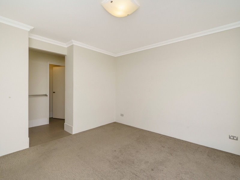 23/27 Barfield Road, Hammond Park WA 6164