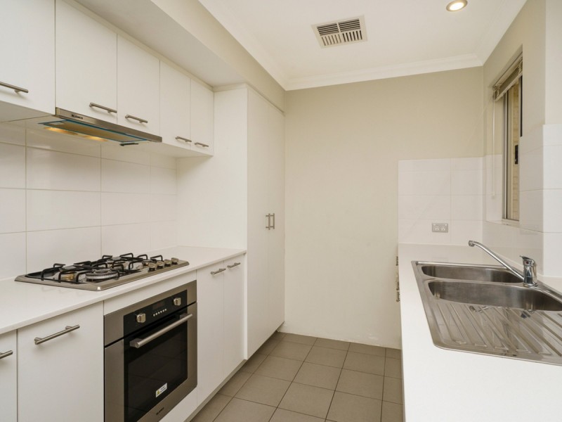 23/27 Barfield Road, Hammond Park WA 6164