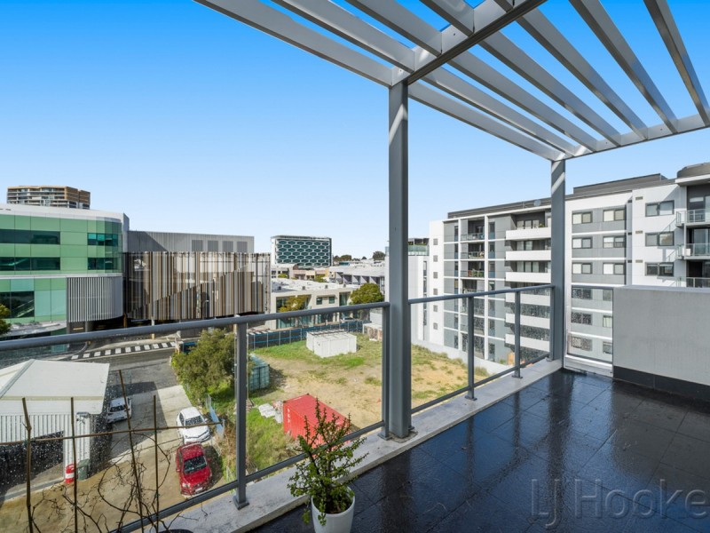 415/15 Roydhouse Street, Subiaco WA 6008