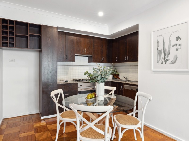 4/22 Saunders Street, East Perth WA 6004