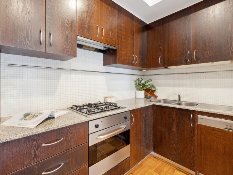 4/22 Saunders Street, East Perth WA 6004