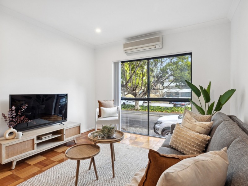 4/22 Saunders Street, East Perth WA 6004