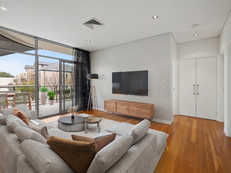 1/47 Tully Road, East Perth WA 6004