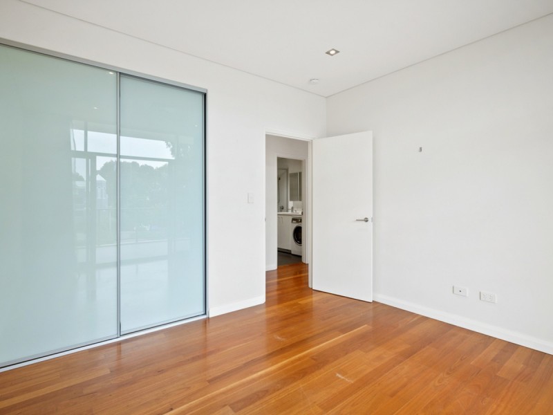 1/47 Tully Road, East Perth WA 6004