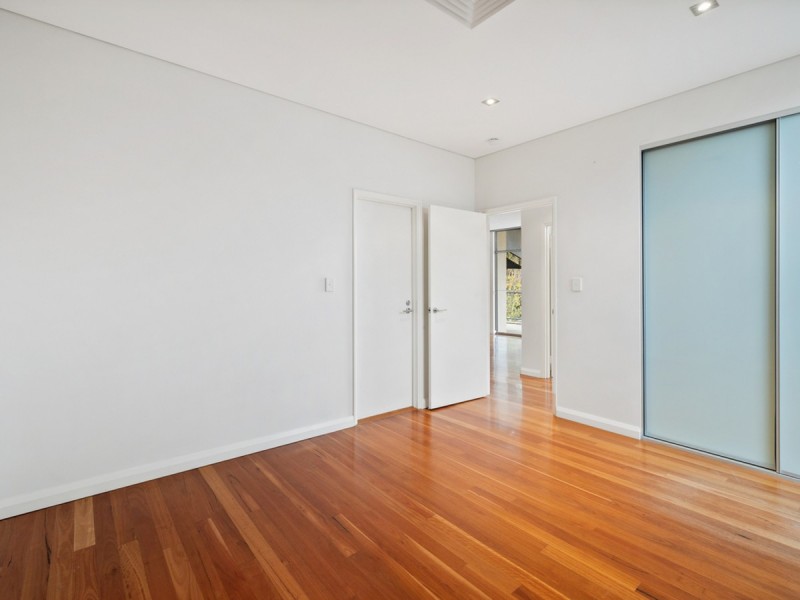 1/47 Tully Road, East Perth WA 6004