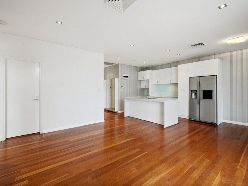 1/47 Tully Road, East Perth WA 6004