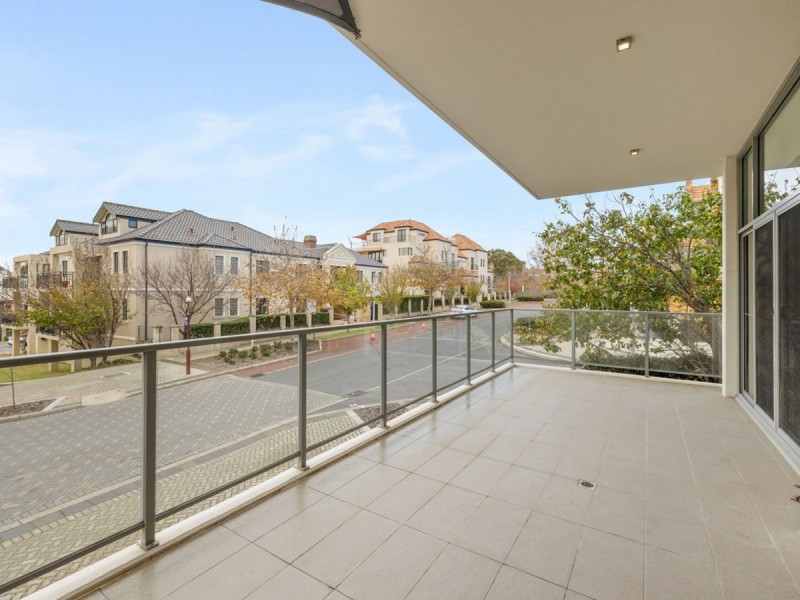 1/47 Tully Road, East Perth WA 6004