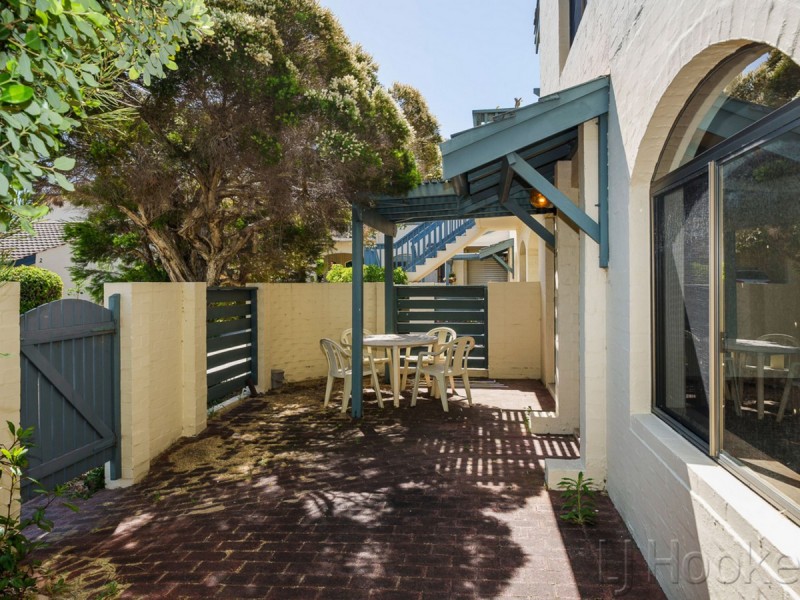 9/8 Deeley Street, Maylands WA 6051