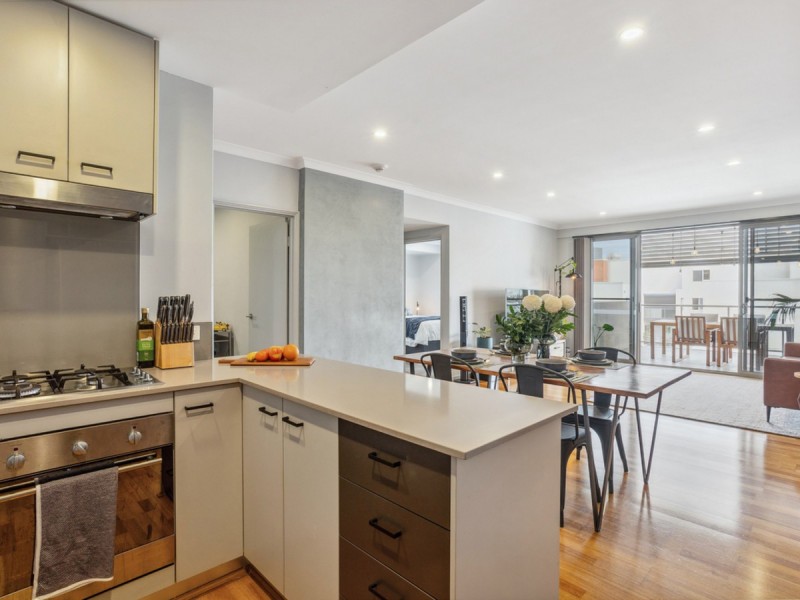 16/128 Brown Street, East Perth WA 6004