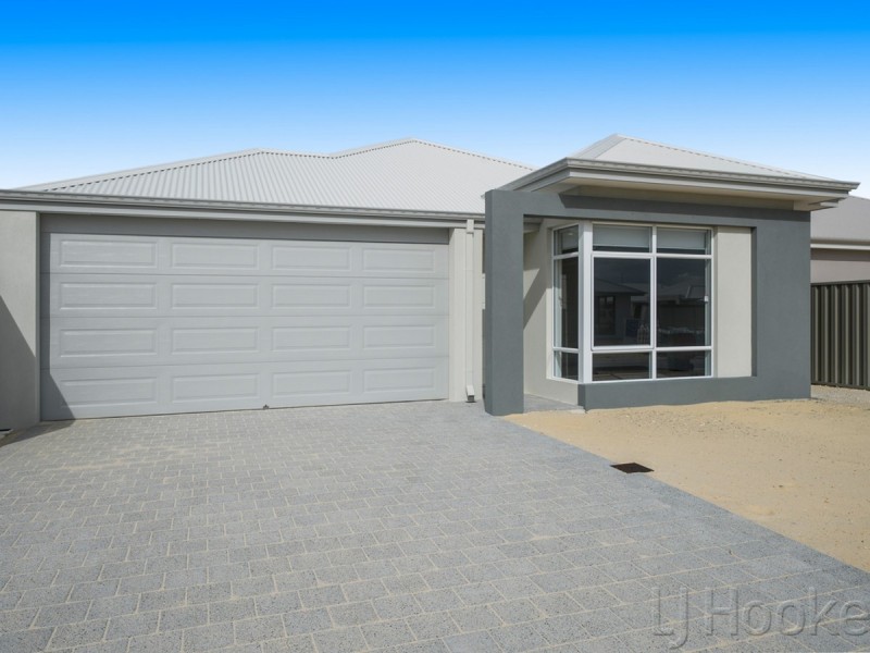 28 Reevesby Street, Eglinton WA 6034