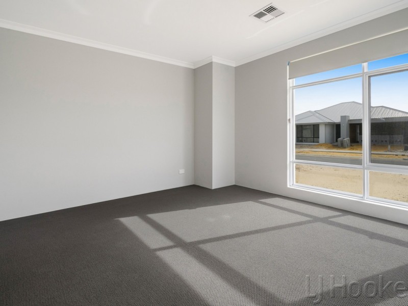 28 Reevesby Street, Eglinton WA 6034