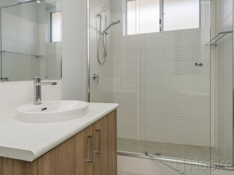 28 Reevesby Street, Eglinton WA 6034