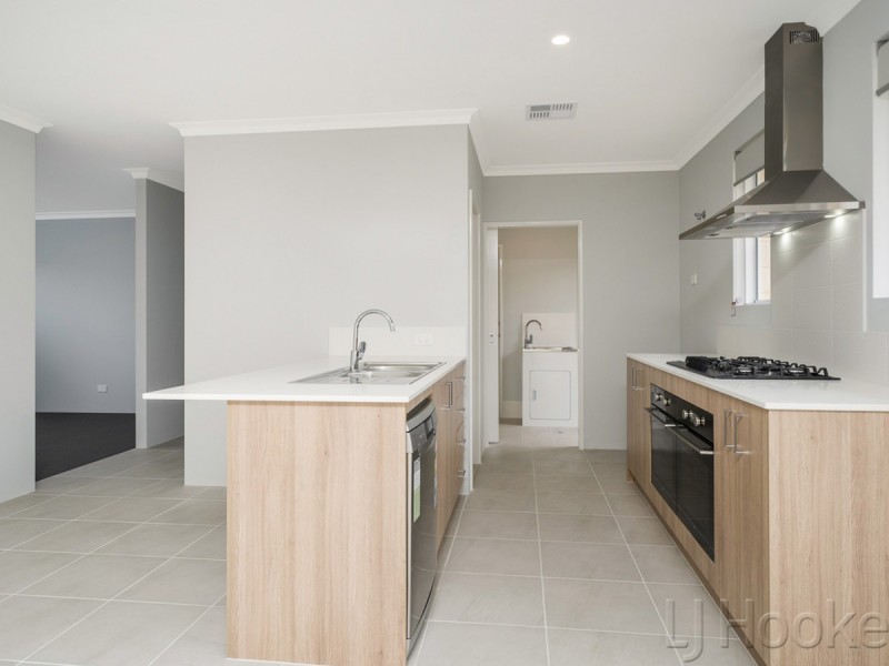 28 Reevesby Street, Eglinton WA 6034