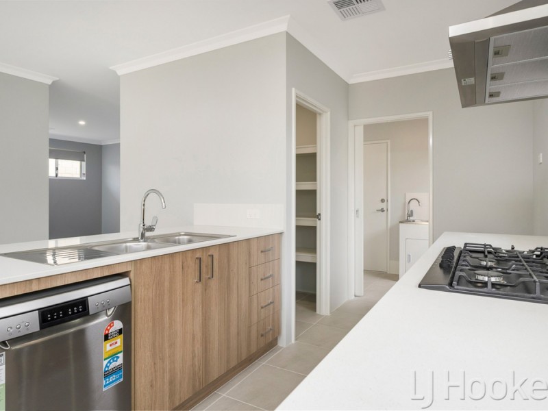 28 Reevesby Street, Eglinton WA 6034