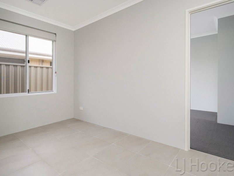 28 Reevesby Street, Eglinton WA 6034