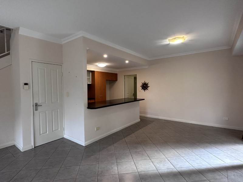 1/167 Stock Road, Palmyra WA 6157