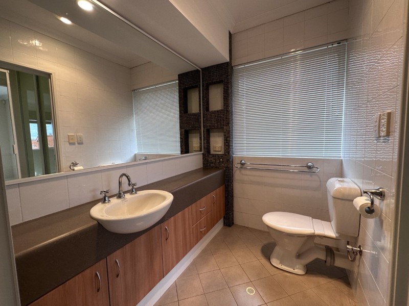 1/167 Stock Road, Palmyra WA 6157