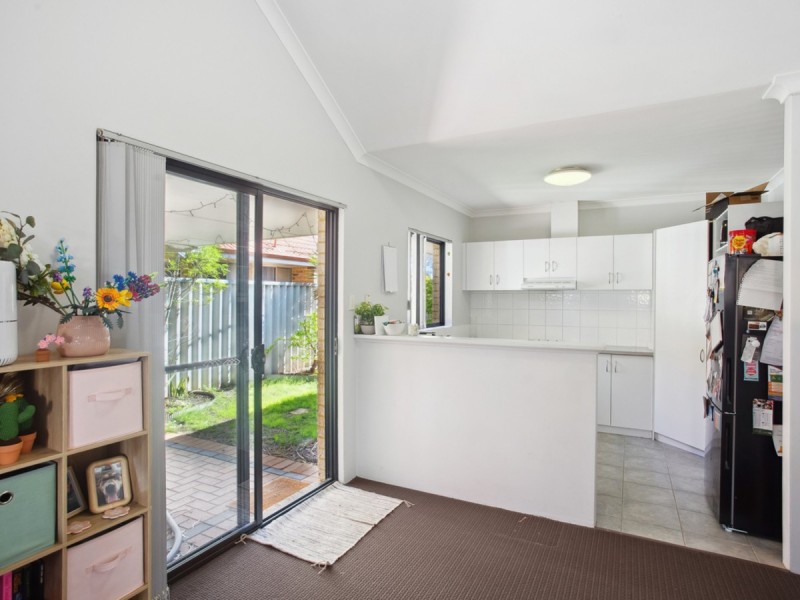 34D Rome Road, Alfred Cove WA 6154