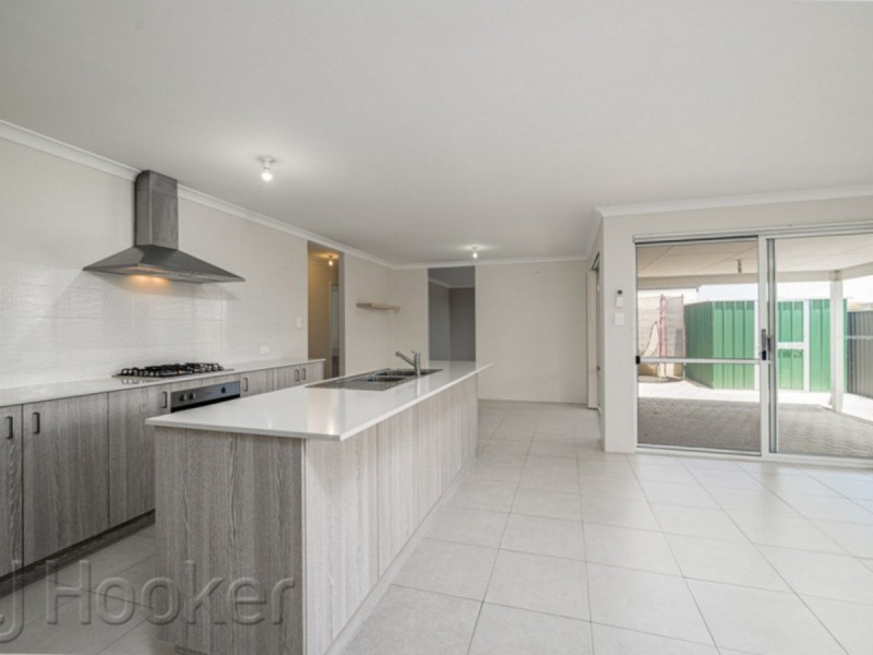 4 Hamelin Loop, Harrisdale WA 6112