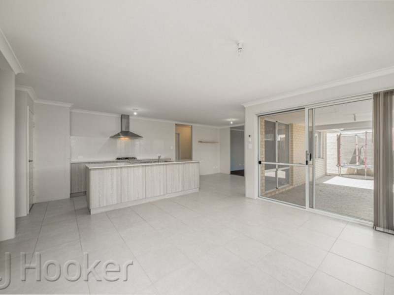 4 Hamelin Loop, Harrisdale WA 6112