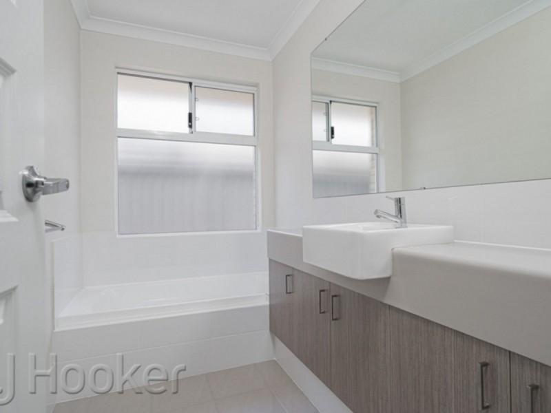 4 Hamelin Loop, Harrisdale WA 6112