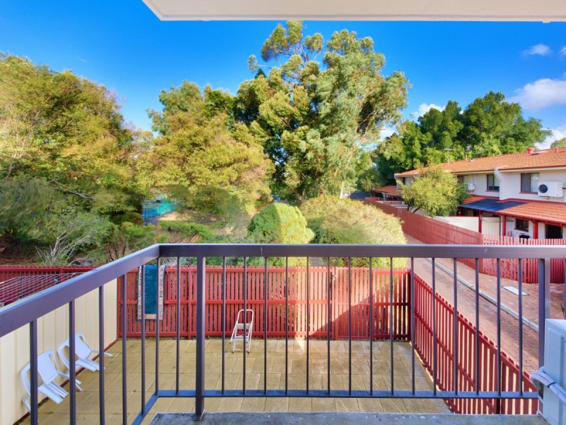 19/33 Farina Drive, Yokine WA 6060