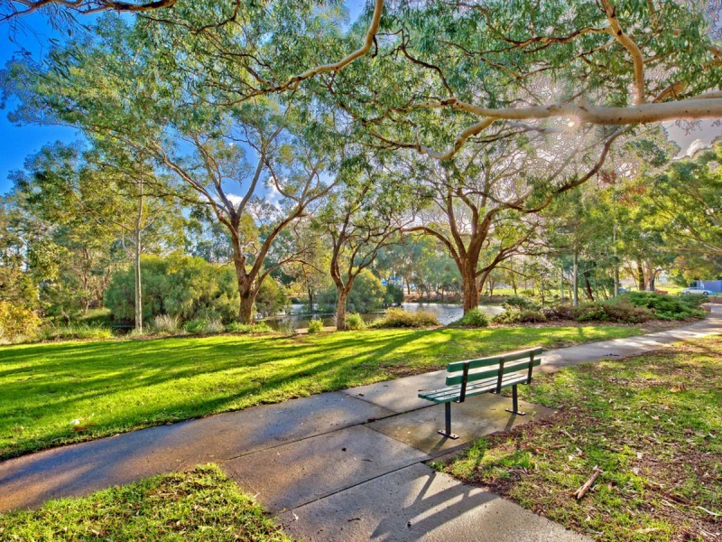 19/33 Farina Drive, Yokine WA 6060