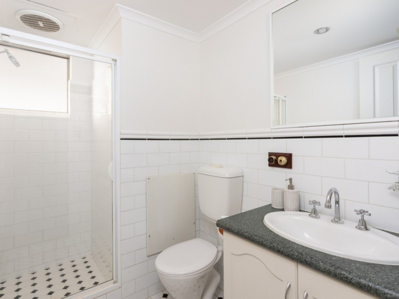 18/22 Nile Street, East Perth WA 6004