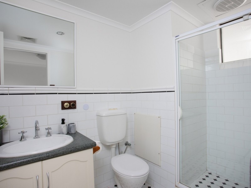 18/22 Nile Street, East Perth WA 6004