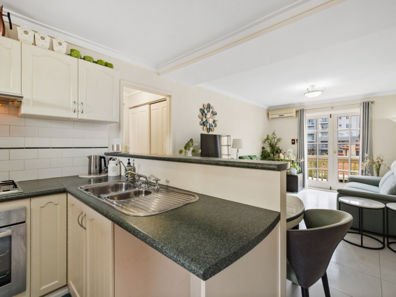 50/22 Nile Street, East Perth WA 6004