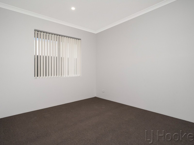 17 Troubridge Approach, Eglinton WA 6034