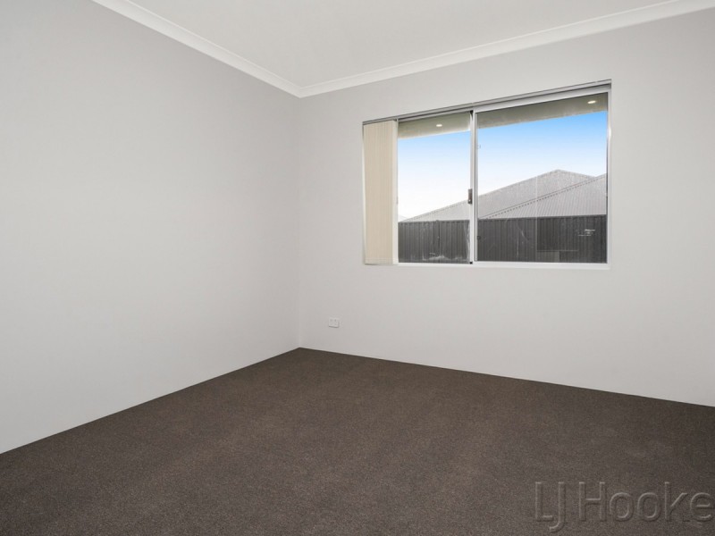 17 Troubridge Approach, Eglinton WA 6034