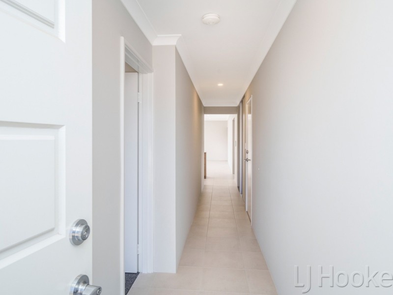 22 Carbunup Close, South Guildford WA 6055