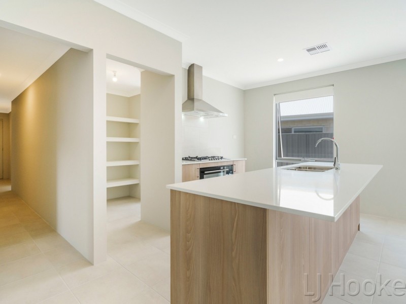 22 Carbunup Close, South Guildford WA 6055